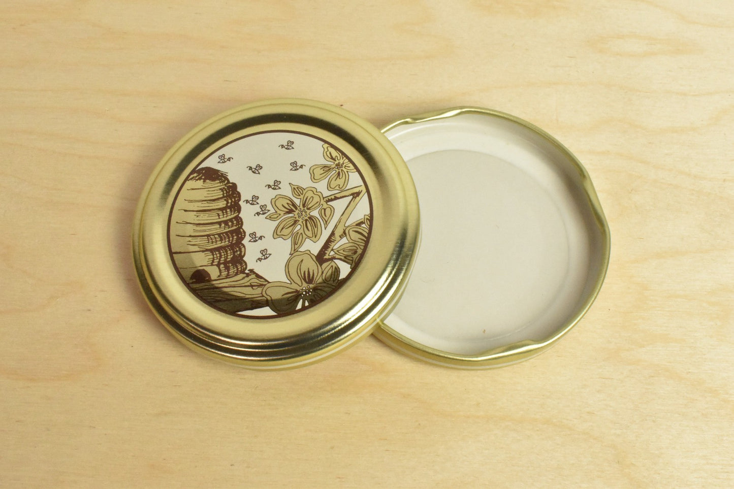 Deksel Nederlandse Korf 63mm;Deksel NL korf 63mm 24st