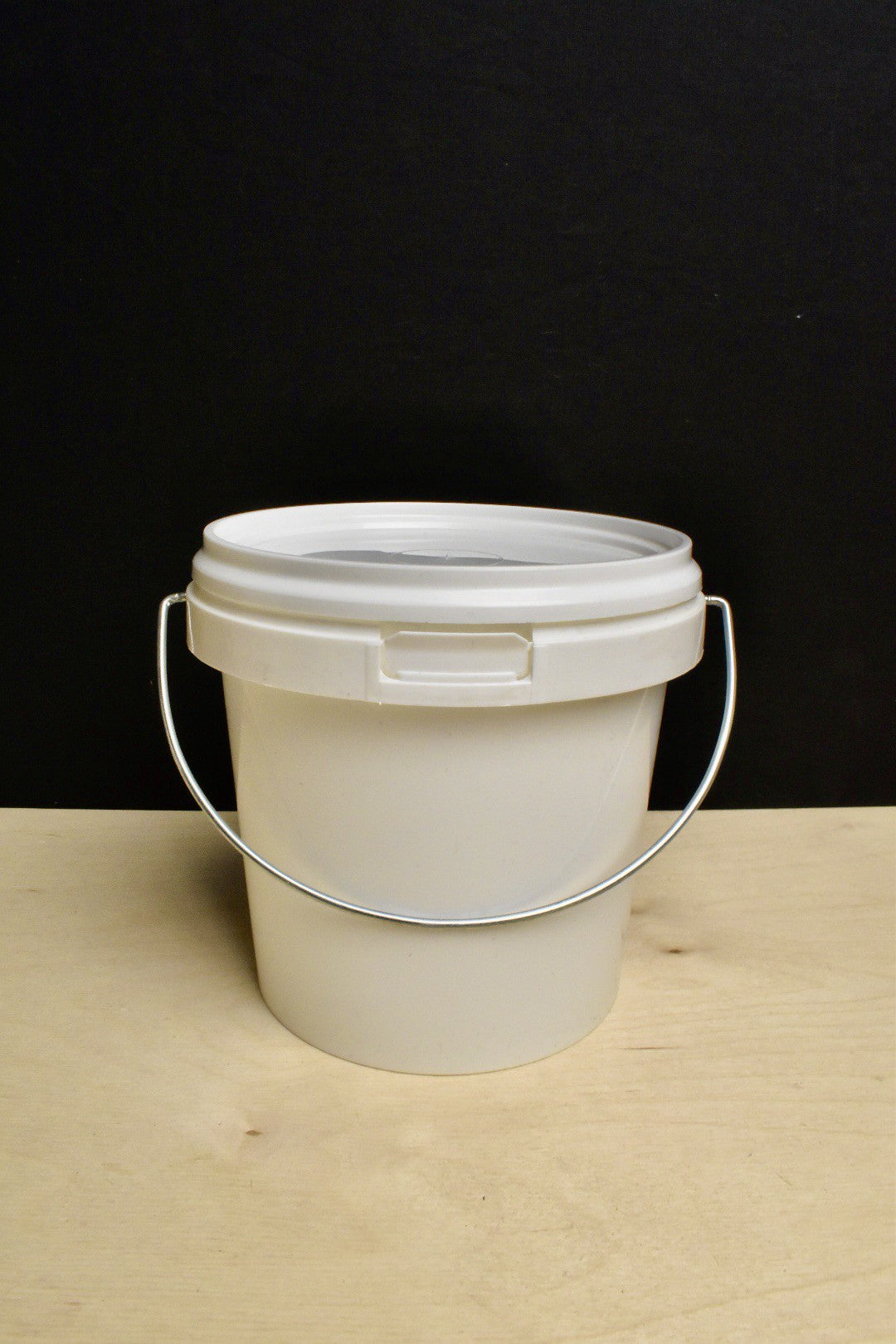 Emmer Met Deksel 1;2 Liter;Emmer Met Deksel 1;2 Liter