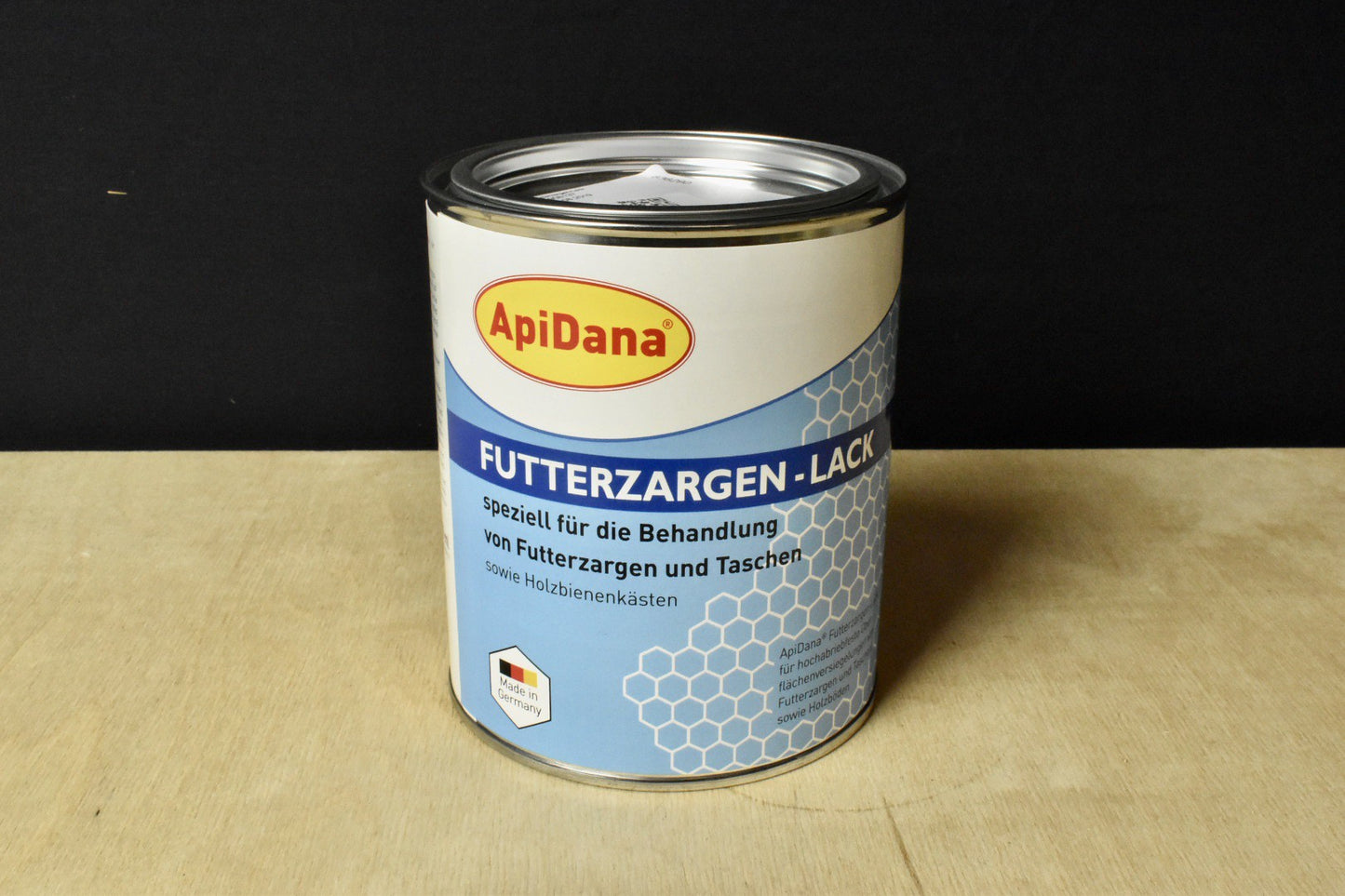 Lak Voor De Houten Voerbak 750ml;Lak Voor De Houten Voerbak 750ml