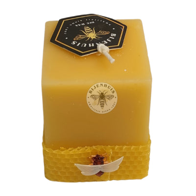 Bijenwaskaars Kubus Raatmotief;Bijenwaskaars Kubus Raatmotief