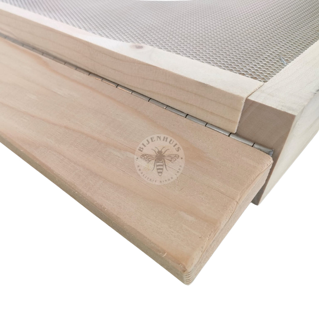 Gaasbodem Dadant Vuren Incl. Vliegplank;Gaasbodem Dadant Vuren Incl. Vliegplank;Gaasbodem Dadant Vuren Incl. Vliegplank